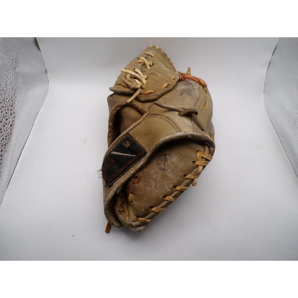Vintage Sears‎ 1628 Top Grain Cowhide Baseball Glove Mitt Profile Pocket Display